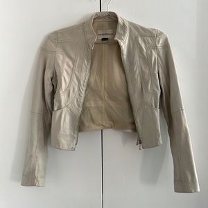 Emporio Armani Cream / Off White Leather Long Sleeve Crop Jacket Size 4